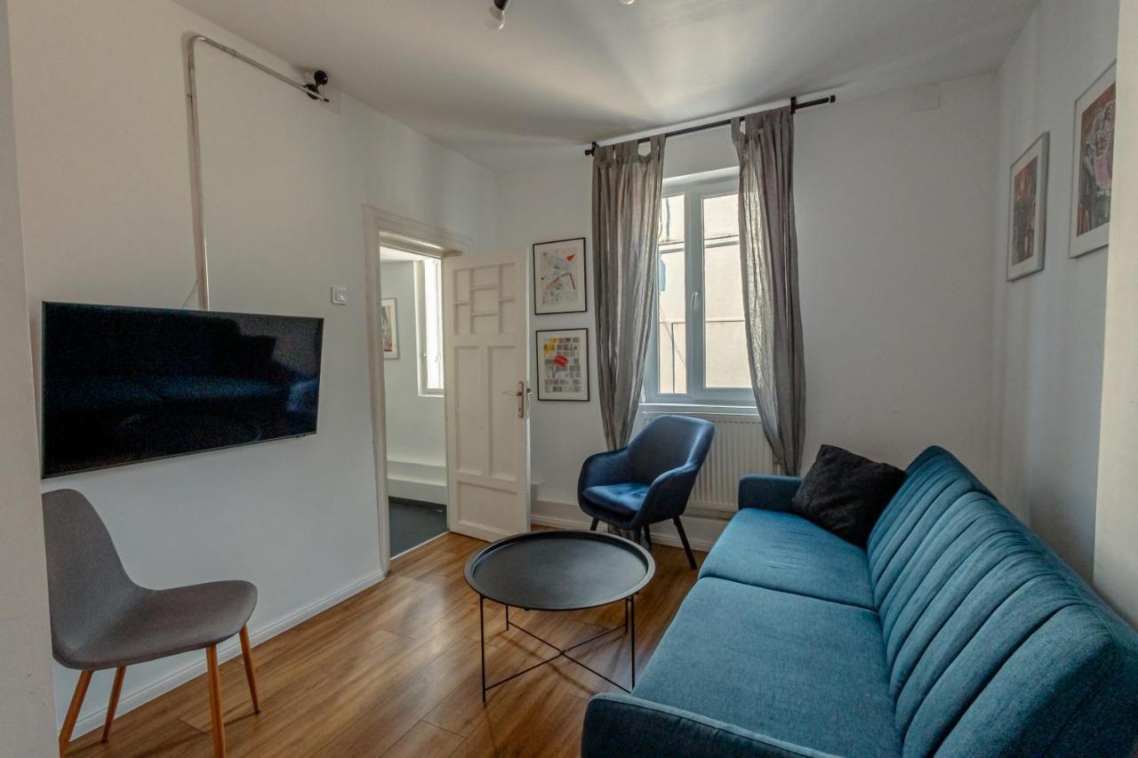 First Hostel Bucur 21 Βουκουρέστι Εξωτερικό φωτογραφία