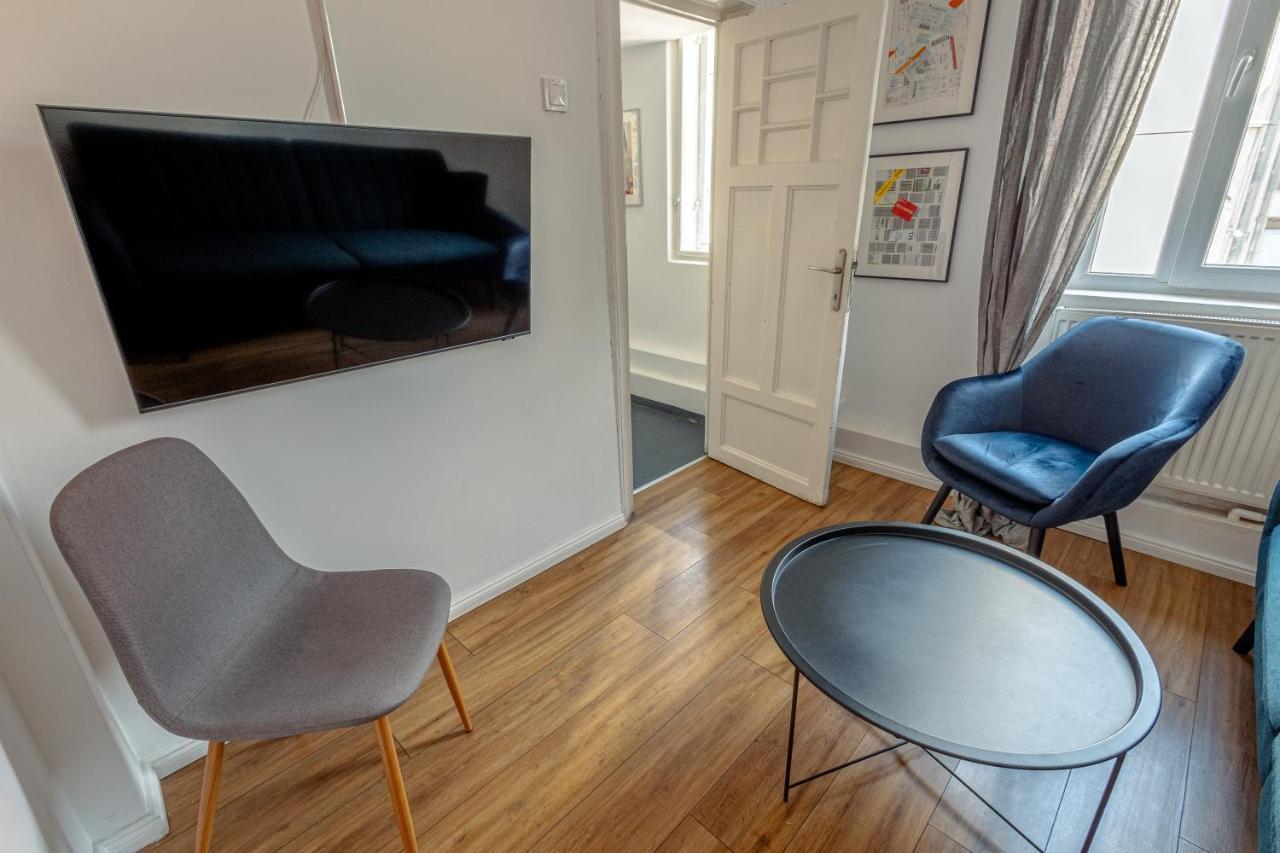 First Hostel Bucur 21 Βουκουρέστι Εξωτερικό φωτογραφία