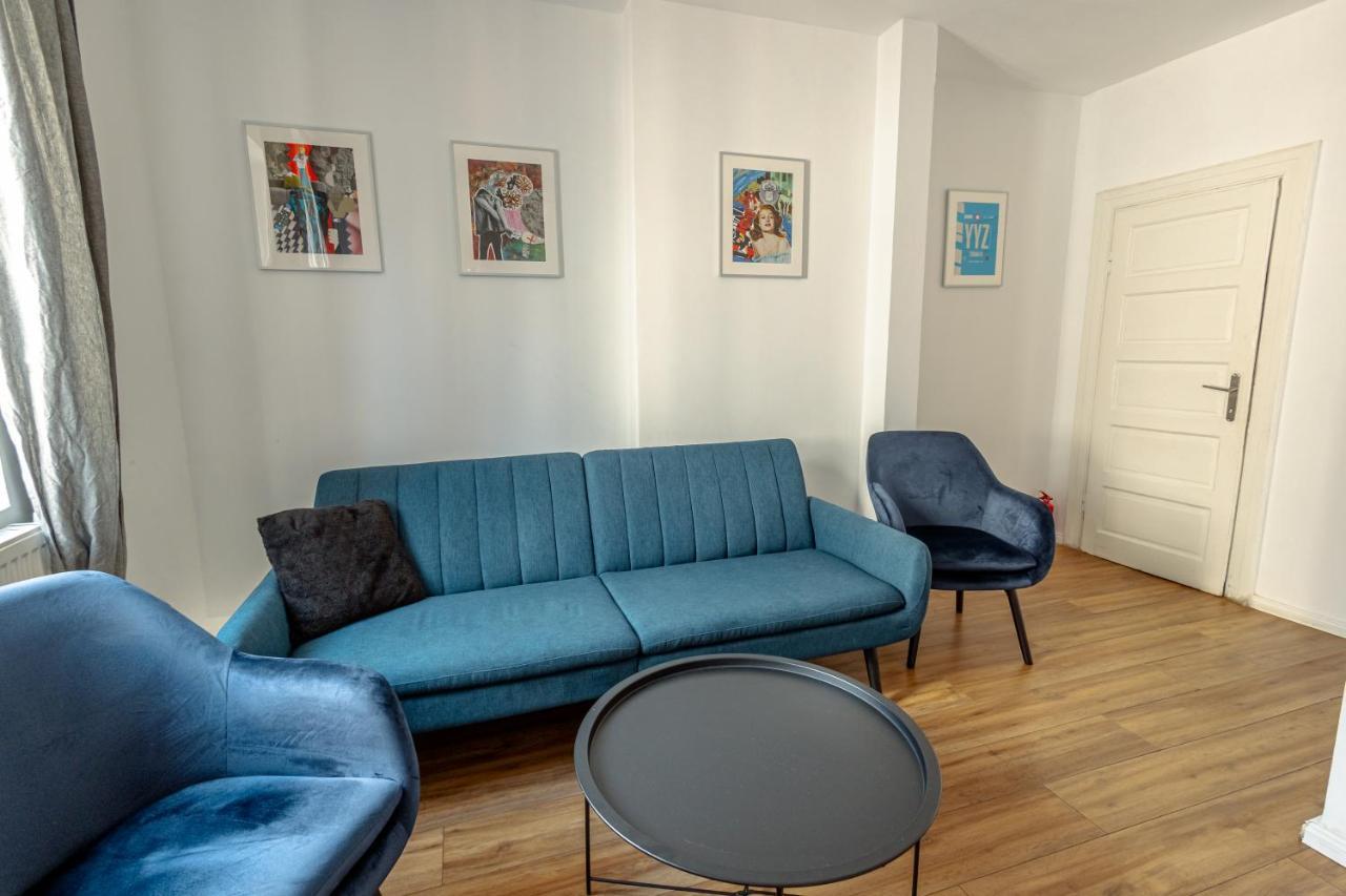 First Hostel Bucur 21 Βουκουρέστι Εξωτερικό φωτογραφία