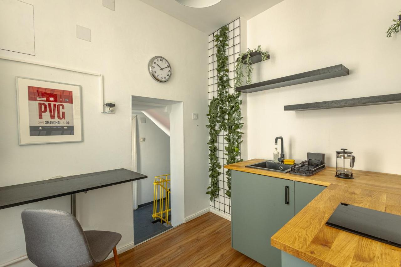 First Hostel Bucur 21 Βουκουρέστι Εξωτερικό φωτογραφία